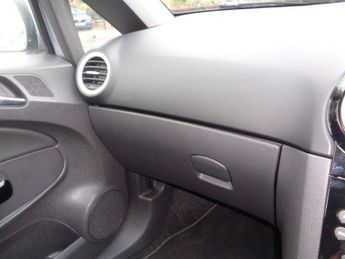 VAUXHALL CORSA 1.4 DESIGN 16V TWINPORT 5d 90 BHP