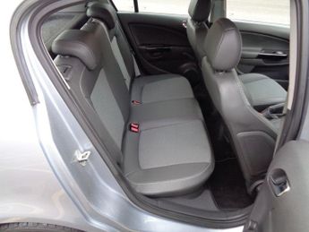 VAUXHALL CORSA 1.4 DESIGN 16V TWINPORT 5d 90 BHP