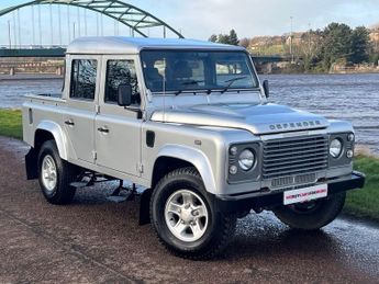 Land Rover Defender 2.2 TD COUNTY DCB 4d 122 BHP