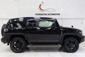 TOYOTA FJ CRUISER 4.0 4WD 5d full leather and CarPlay!!!!