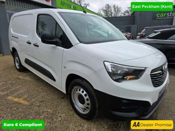 Vauxhall Combo 1.6 L2H1 2300 EDITION S/S 101 BHP IN WHITE WITH 66,500 MILES AND