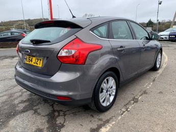 FORD FOCUS 1.6 TITANIUM NAVIGATOR 5d 124 BHP