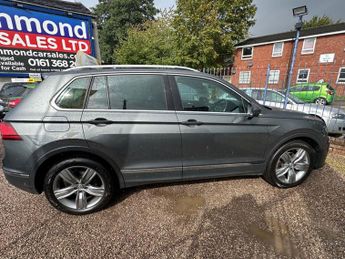 VOLKSWAGEN TIGUAN 2.0 SEL TDI DSG 5d 148 BHP