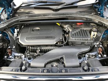 MINI COUNTRYMAN 1.5 COOPER CLASSIC 5d 134 BHP