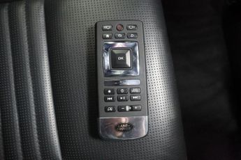 LAND ROVER DISCOVERY 3.0 TD6 HSE LUXURY AUTO 258 BHP