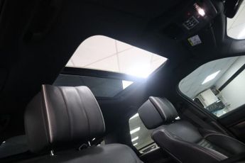 LAND ROVER DISCOVERY 3.0 TD6 HSE LUXURY AUTO 258 BHP