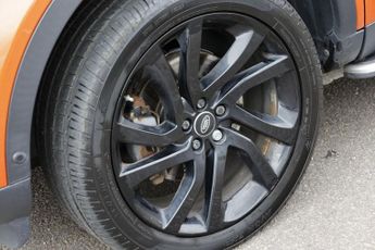 LAND ROVER DISCOVERY SPORT 2.0 TD4 HSE LUXURY 5d 180 BHP