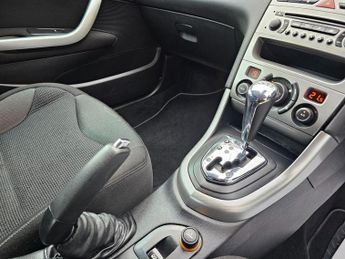 PEUGEOT 308 AUTOMATIC 1.6 SE 5d 139 BHP