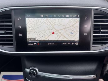 PEUGEOT 308 1.2 S/S SW GT LINE 5d 129 BHP