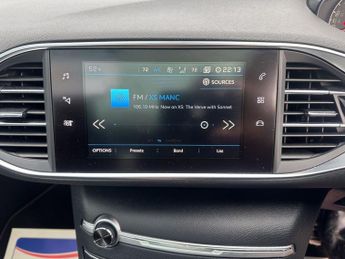 PEUGEOT 308 1.2 S/S SW GT LINE 5d 129 BHP
