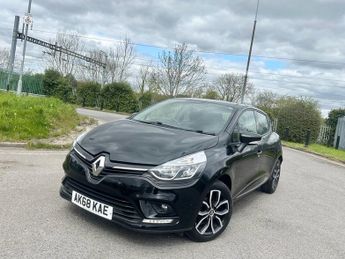 Renault Clio 0.9 PLAY TCE 5d 76 BHP