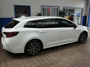 TOYOTA COROLLA 2.0 DESIGN 5d 181 BHP