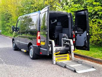 Renault Master 6 Seat Auto Euro 6 Wheelchair Accessible Disabled Access Vehicle