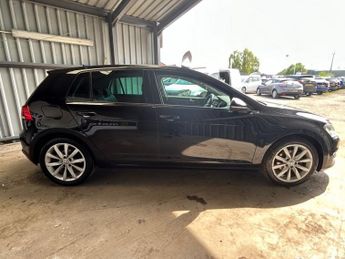 VOLKSWAGEN GOLF 2.0 GT TDI BLUEMOTION TECHNOLOGY DSG 5d 148 BHP