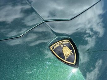 LAMBORGHINI AVENTADOR 6.5 LP 740-4 S 2d AUTO 730 BHP