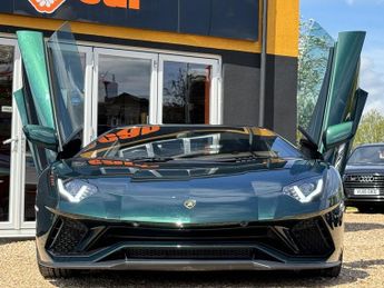 LAMBORGHINI AVENTADOR 6.5 LP 740-4 S 2d AUTO 730 BHP