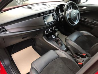 ALFA ROMEO GIULIETTA 1.7 TBI VELOCE TCT 5d AUTO 240 BHP