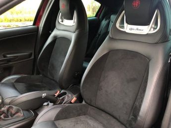 ALFA ROMEO GIULIETTA 1.7 TBI VELOCE TCT 5d AUTO 240 BHP