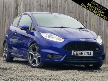 Ford Fiesta 1.6 ST-2 3d 180 BHP - FREE DELIVERY*