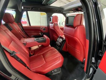 LAND ROVER RANGE ROVER 4.4 SDV8 AUTOBIOGRAPHY 5d 339 BHP