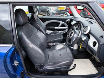 MINI HATCH COOPER 1.6 COOPER 3d 114 BHP