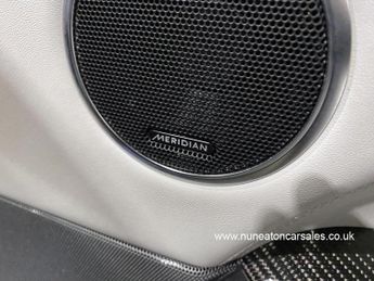 LAND ROVER RANGE ROVER SPORT 5.0 SVR CARBON EDITION 5d 567 BHP