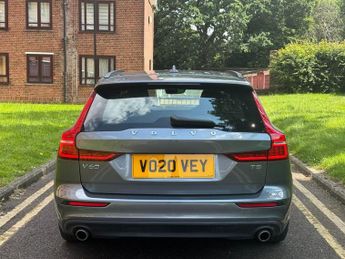 VOLVO V60 2.0 T5 MOMENTUM PLUS 5d 246 BHP