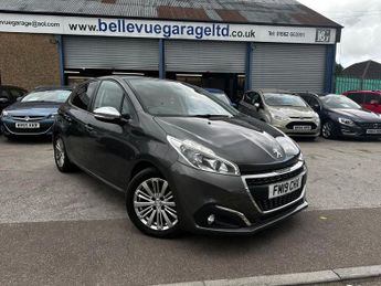 Peugeot 208 1.5 BLUEHDI S/S SIGNATURE 5d 101 BHP