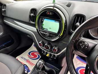 MINI COUNTRYMAN 1.5 COOPER S E ALL4 5d 222 BHP
