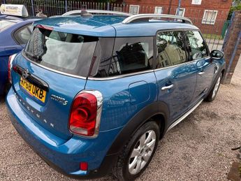MINI COUNTRYMAN 1.5 COOPER S E ALL4 5d 222 BHP
