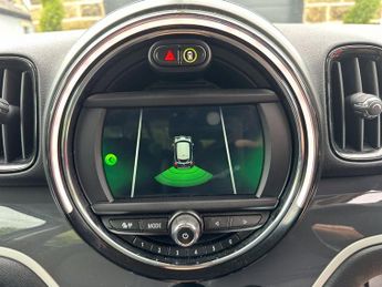 MINI COUNTRYMAN 1.5 COOPER S E ALL4 5d 222 BHP