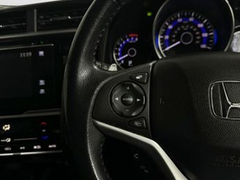 HONDA JAZZ 1.3 I-VTEC EX NAVI 5d 101 BHP