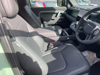 LAND ROVER DEFENDER 3.0 75TH LIMITED EDITION 3d 296 BHP