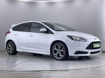 Ford Focus 2.0 ST-2 5d 247 BHP