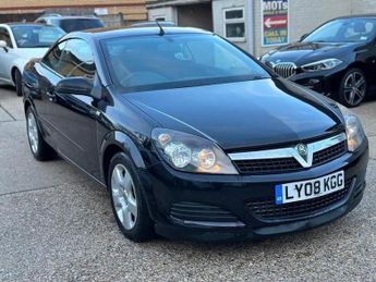 Vauxhall Astra 1.6 TWIN TOP AIR 3d 114 BHP