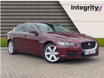 Jaguar XE 2.0 PORTFOLIO 4d 178 BHP