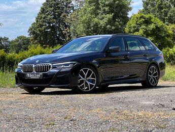 BMW 530 3.0L 530D XDRIVE M SPORT TOURING MHEV 5d AUTO 282 BHP