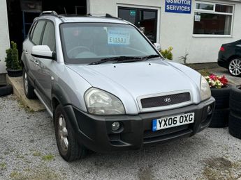 Hyundai Tucson 2.0 CDX CRTD 4WD 5d 111 BHP