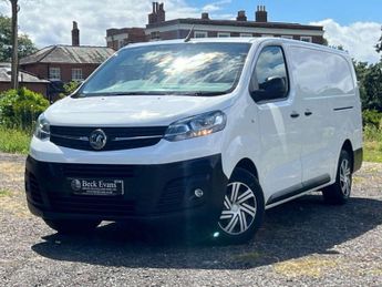 Vauxhall Vivaro 1.5L L2H1 2900 DYNAMIC S/S 0d 101 BHP