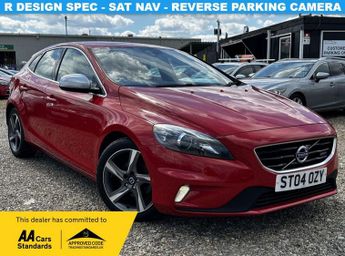 Volvo V40 1.6 D2 R-DESIGN LUX NAV 5d 113 BHP