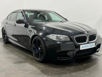 BMW M5 4.4 M5 4d 567 BHP
