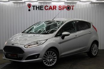 Ford Fiesta 1.0 TITANIUM 5d 79 BHP