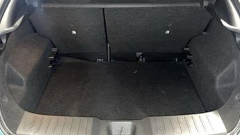 NISSAN JUKE 1.0 DIG-T N-CONNECTA DCT 5d AUTO 113 BHP