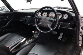 PORSCHE 911 3.6 TARGA TIPTRONIC S 2d 282 BHP