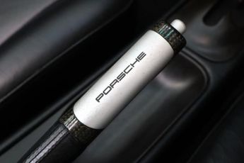 PORSCHE 911 3.6 TARGA TIPTRONIC S 2d 282 BHP