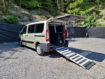 Peugeot Expert 3 Seat Auto Wheelchair Accessible Disabled Access Ramp Car