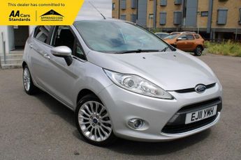 Ford Fiesta 1.4 TITANIUM 5d 96 BHP