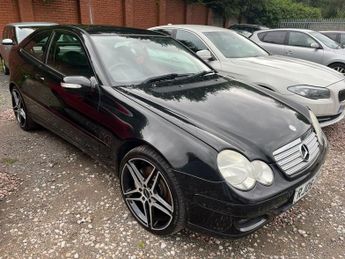 Mercedes C Class 3.5 C350 SE 3d 269 BHP