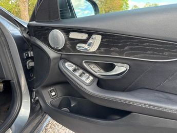 MERCEDES-BENZ C-CLASS 2.1 C 250 D 4MATIC AMG LINE PREMIUM PLUS 4d 204 BHP
