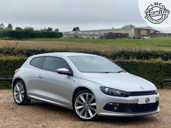 Volkswagen Scirocco 2.0 R LINE TDI DSG 2d 175 BHP